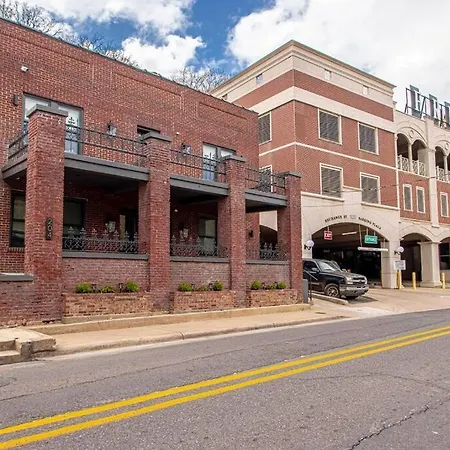King Bed Stylish Studio In Heart Of Downtown Room # 200 Hot Springs Exterior photo